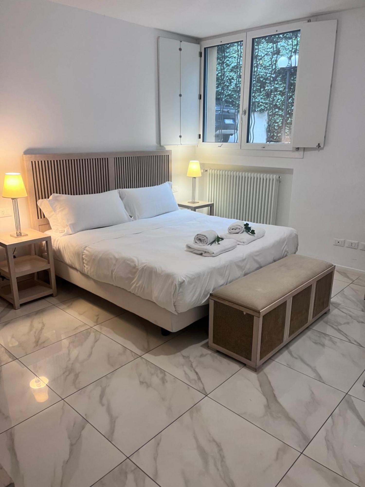 Grand Central Room Bolonia Zewnętrze zdjęcie